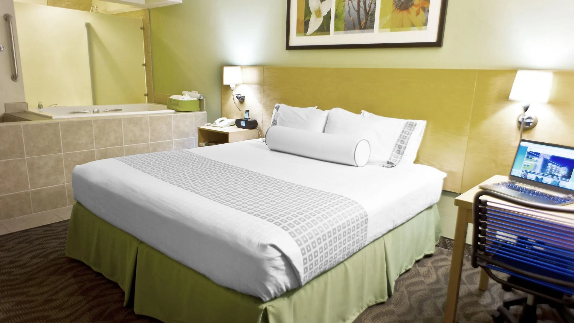 Hotel Nexus; BW Signature Collection Seattle