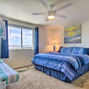 Holiday home Ocean Townhome, Deck With Canal Access! Ocean City