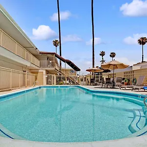 Super 8 By Wyndham Angeles-culver Area Los Ángeles
