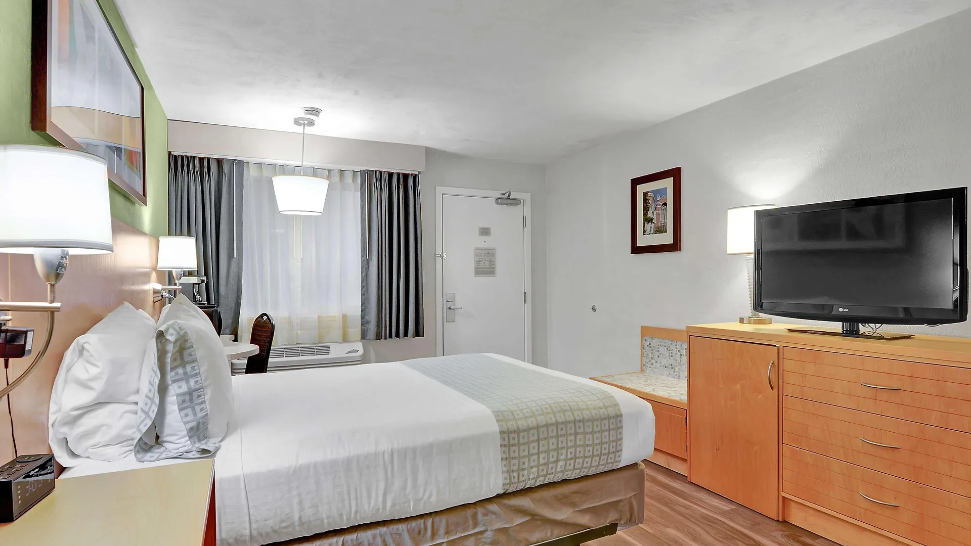 Hotel Nexus; BW Signature Collection Seattle 3*,